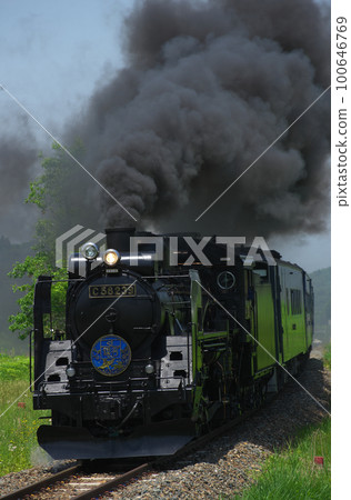 SL Ginga, descent, photography May, fine weather, vertical, Oyamada-Tsuchizawa 100646769
