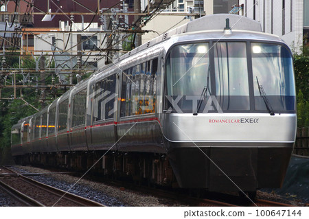 Odakyu Romancecar (30000 series EXEα) 100647144