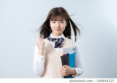 一個高中生 100648125