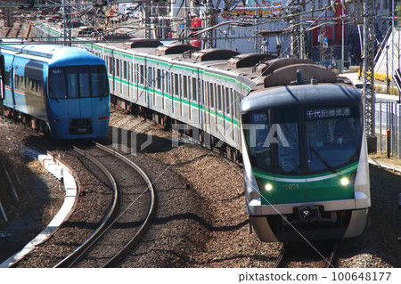 [C] Subway Chiyoda Line 16000 Series (within Odakyu Line) 100648177