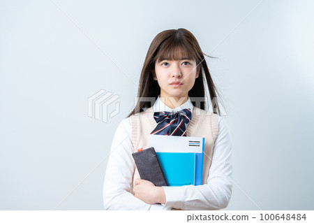 一個高中生 一個高中生 100648484
