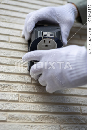 Installation and inspection of outdoor outlets 100648532