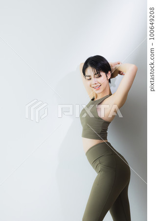 短髮女影 短髮女影 100649208