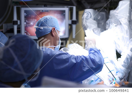 Robotic Surgery. Medical operation involving robot. Medical robot. Minimally Invasive Robotic Surgery. 100649841