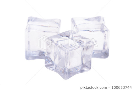 ice cubes isolated ice cubes isolated 100653744