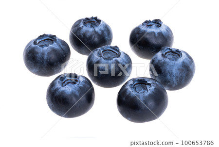 blueberries isolated 100653786