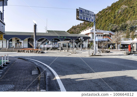 Oigawa Tetsudo Chishou Station 100664812