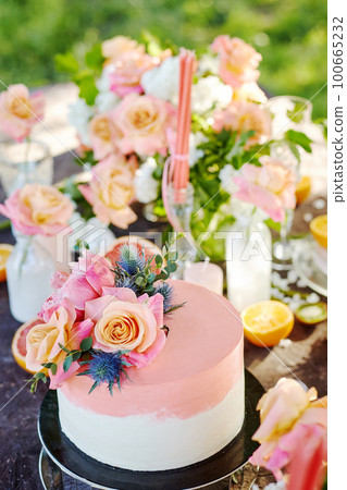 wedding decor on the table wedding decor on the table 100665232