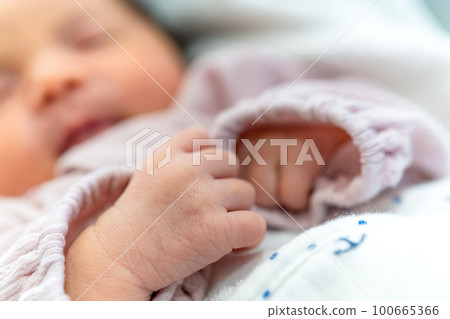 Newborn baby 0 months old baby 100665366