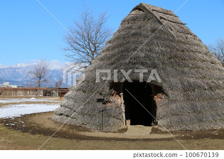 復原的平出遺跡,與穗高一起生活過的古宅 復原的平出遺跡,與穗高一起生活過的古宅 100670139