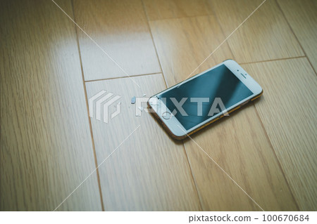 drop your phone and break it 100670684