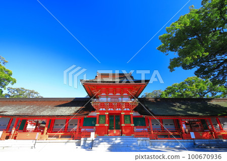 [大分縣]晴天的宇佐神社上社 100670936