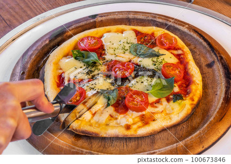 Mix pizza Italian delicious food mixture pizza Mix pizza Italian delicious food mixture pizza 100673846