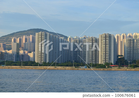 Kwun Tong Promenade and The Victoria Harbour 18 July 2013 100676061