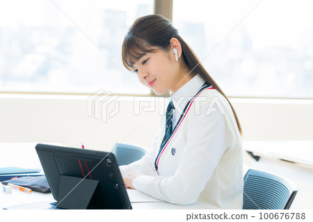 A high school student 100676788