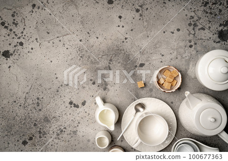 Set of white empty dishes 100677363