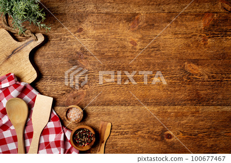 kitchen utensils or cooking tools kitchen utensils or cooking tools 100677467