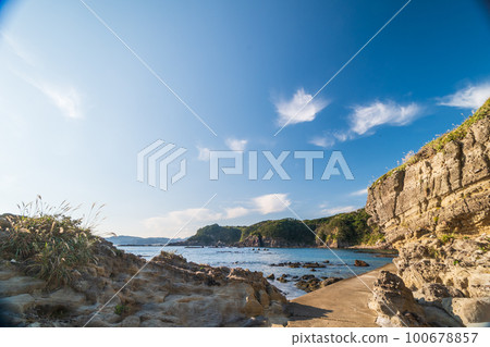 Sea of Izu Peninsula Sea of Izu Peninsula 100678857