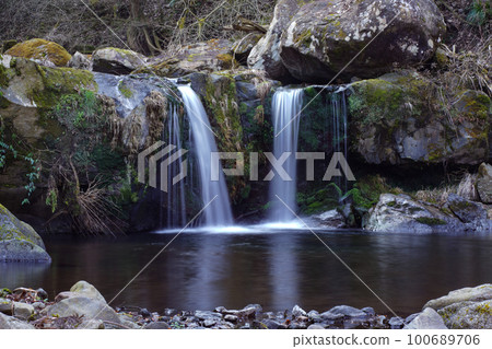 Tsubakifuchi, Oyama-cho, Sunto-gun, Shizuoka Prefecture Tsubakifuchi, Oyama-cho, Sunto-gun, Shizuoka Prefecture 100689706