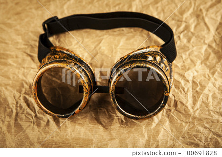 image of glasses paper background 100691828