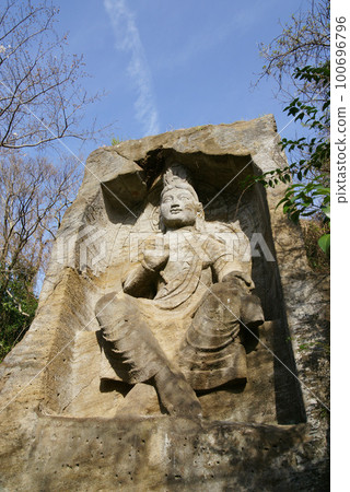 橫須賀市高取山摩蓋佛(彌勒菩薩像) 橫須賀市高取山摩蓋佛(彌勒菩薩像) 100696796