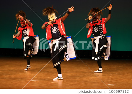 Kitakami City, Iwate Prefecture Folk Performing Arts Demon Dance 100697512