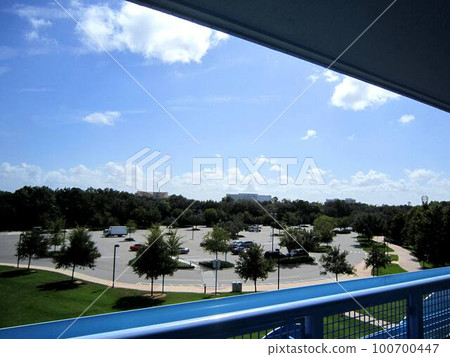 Close view of hotels near Disney World 100700447