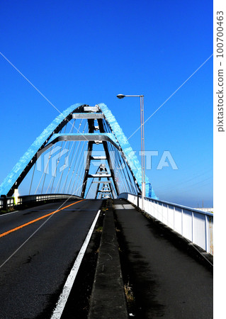 A bridge over the Watarase River connecting Ibaraki, Saitama, and Tochigi prefectures A bridge over the Watarase River connecting Ibaraki, Saitama, and Tochigi prefectures 100700463