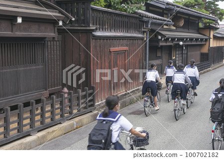 220721 old town z113 100702182