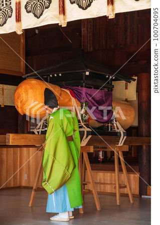 春天的田形神社、豐收節（愛知縣小牧市） 100704095