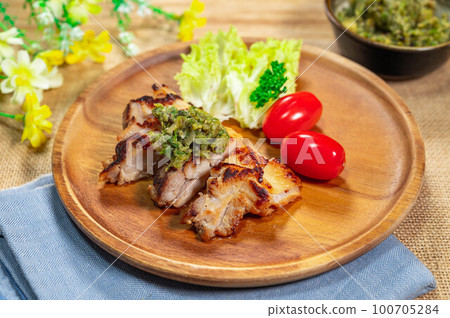 Grilled Chicken Thigh with Shio-Koji and Fuuki Miso Grilled Chicken Thigh with Shio-Koji and Fuuki Miso 100705284