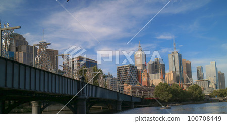 melbourne buildings and bridge 100708449