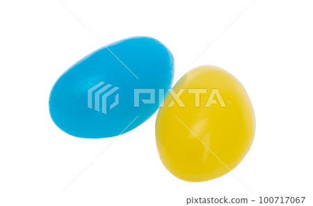 jelly beans isolated jelly beans isolated 100717067