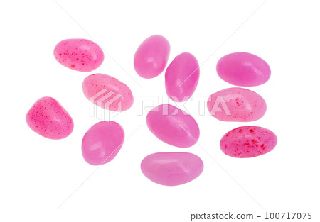 jelly beans isolated 100717075