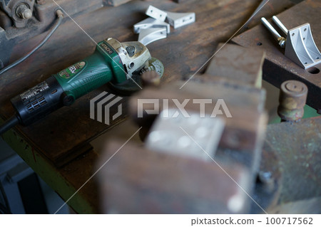 加工鋁支架的地方 100717562