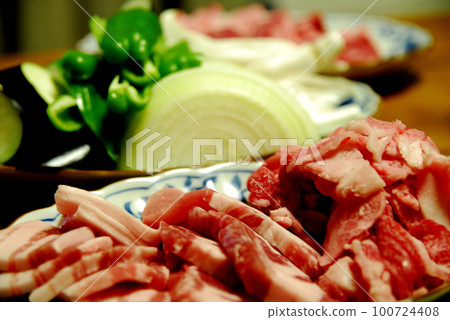 Barbekyu at home Barbekyu at home 100724408