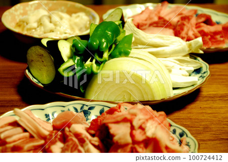 Barbekyu at home Barbekyu at home 100724412