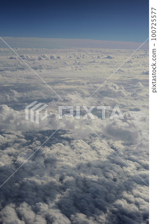 天空和雲彩 100725577