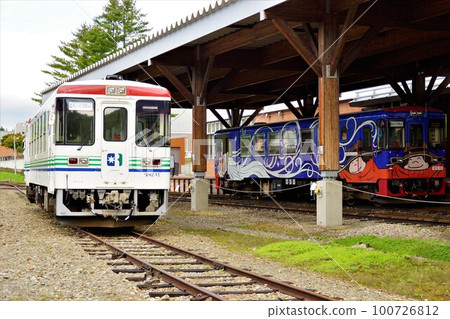 Former Hokkaido Furusato Ginga Line (former JNR Ikehoku Line) Former Rikubetsu Station (Rikubetsu Railway) 100726812