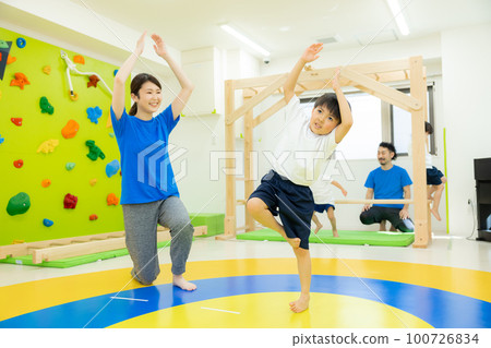 體操的孩子 100726834