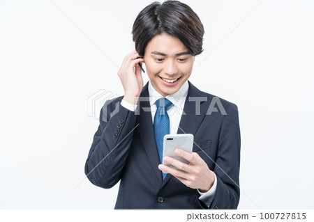 Young business people having a meeting with bluetooth headset 100727815