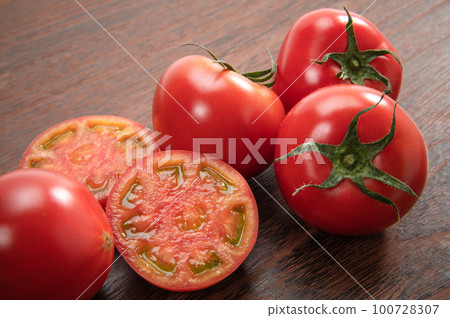 Amera tomato with high sugar content 100728307