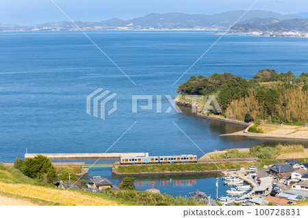 JR Omura Line along the coast of Omura Bay JR Omura Line along the coast of Omura Bay 100728831