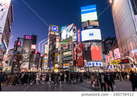 "Tokyo" Shibuya station square, scramble intersection 100730412