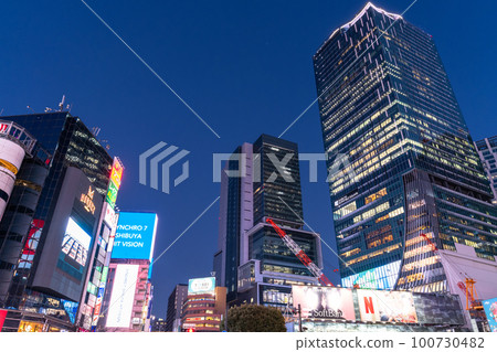  “東京”澀谷站前廣場，爭奪路口 100730482