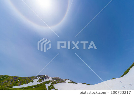 [初夏材料]乘鞍高原雪牆和Haro [長野縣] 100733217