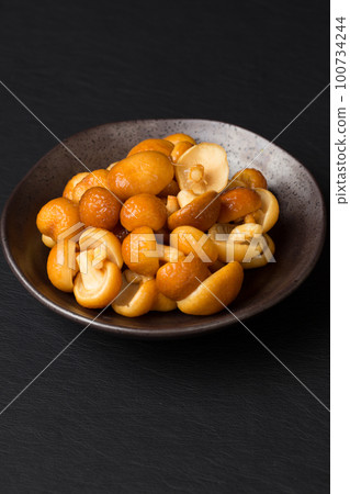 Nameko 100734244