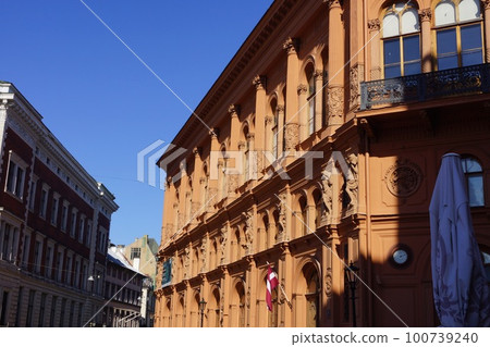 拉脫維亞里加圓頂廣場周圍的城市景觀 拉脫維亞里加圓頂廣場周圍的城市景觀 100739240