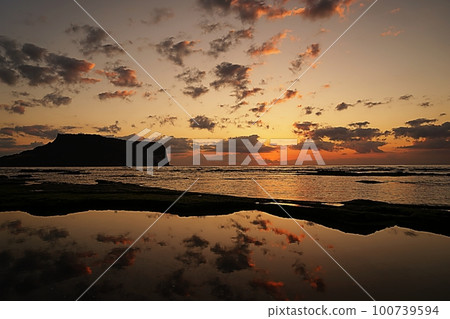 Gwangchigi beacg sunrise scenery 100739594