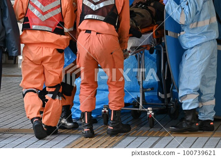 Emergency transportation site for emergency patients 100739621